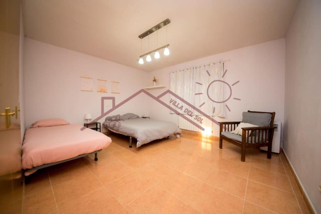 Villa Del Sol - Piscina Climatizada Mentrida Екстериор снимка