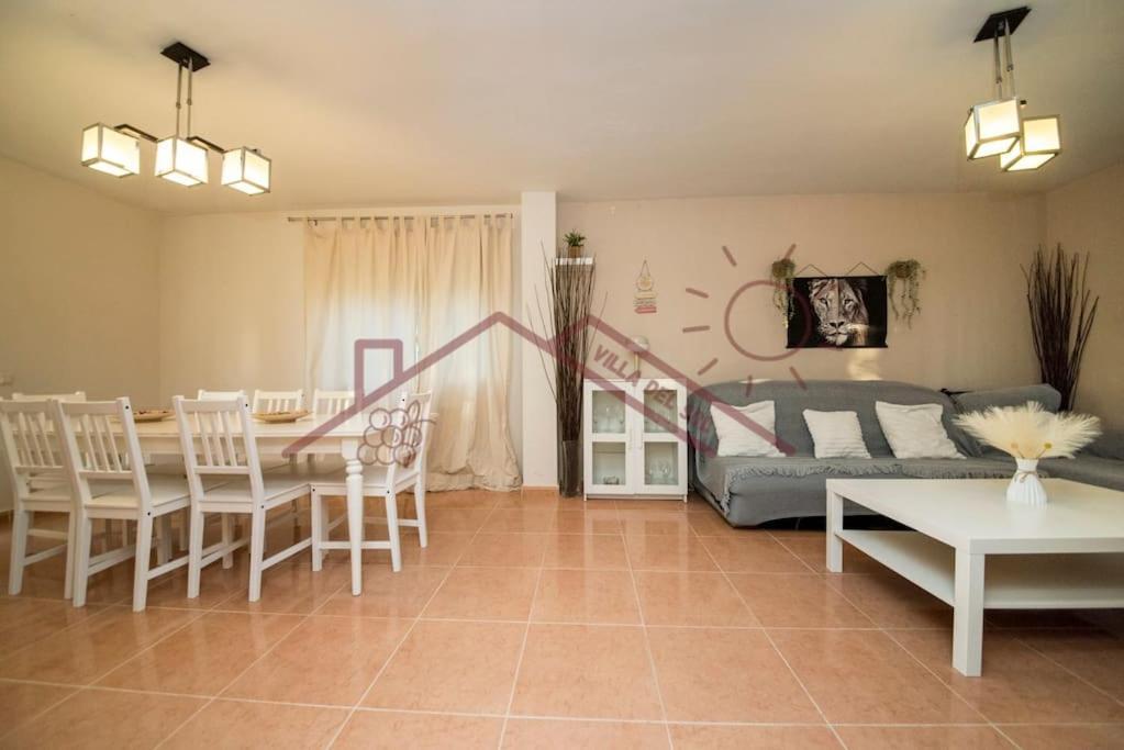 Villa Del Sol - Piscina Climatizada Mentrida Екстериор снимка